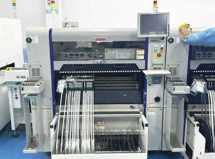 Automatic Pick-and-place machine